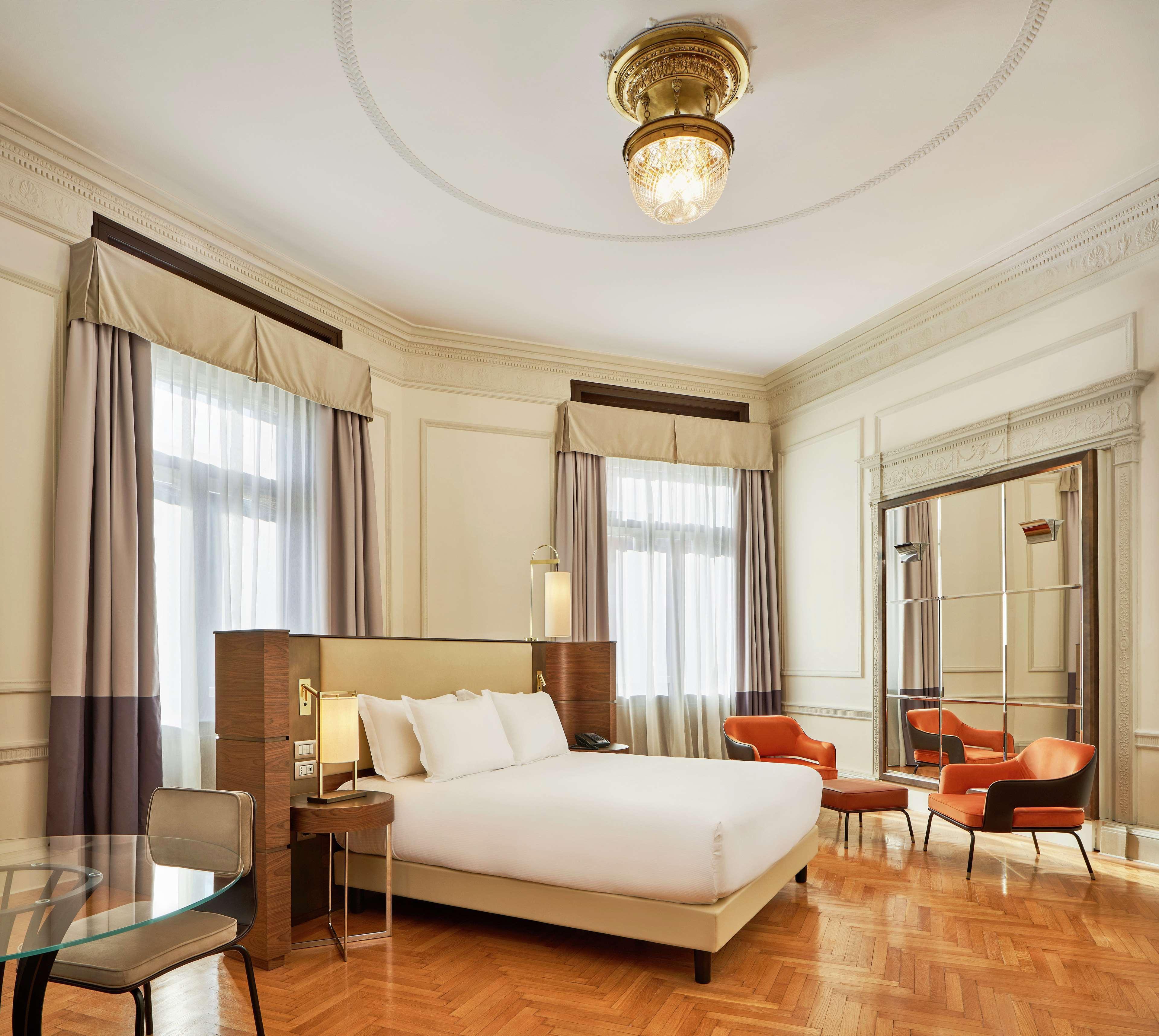 Doubletree By Hilton Trieste Esterno foto