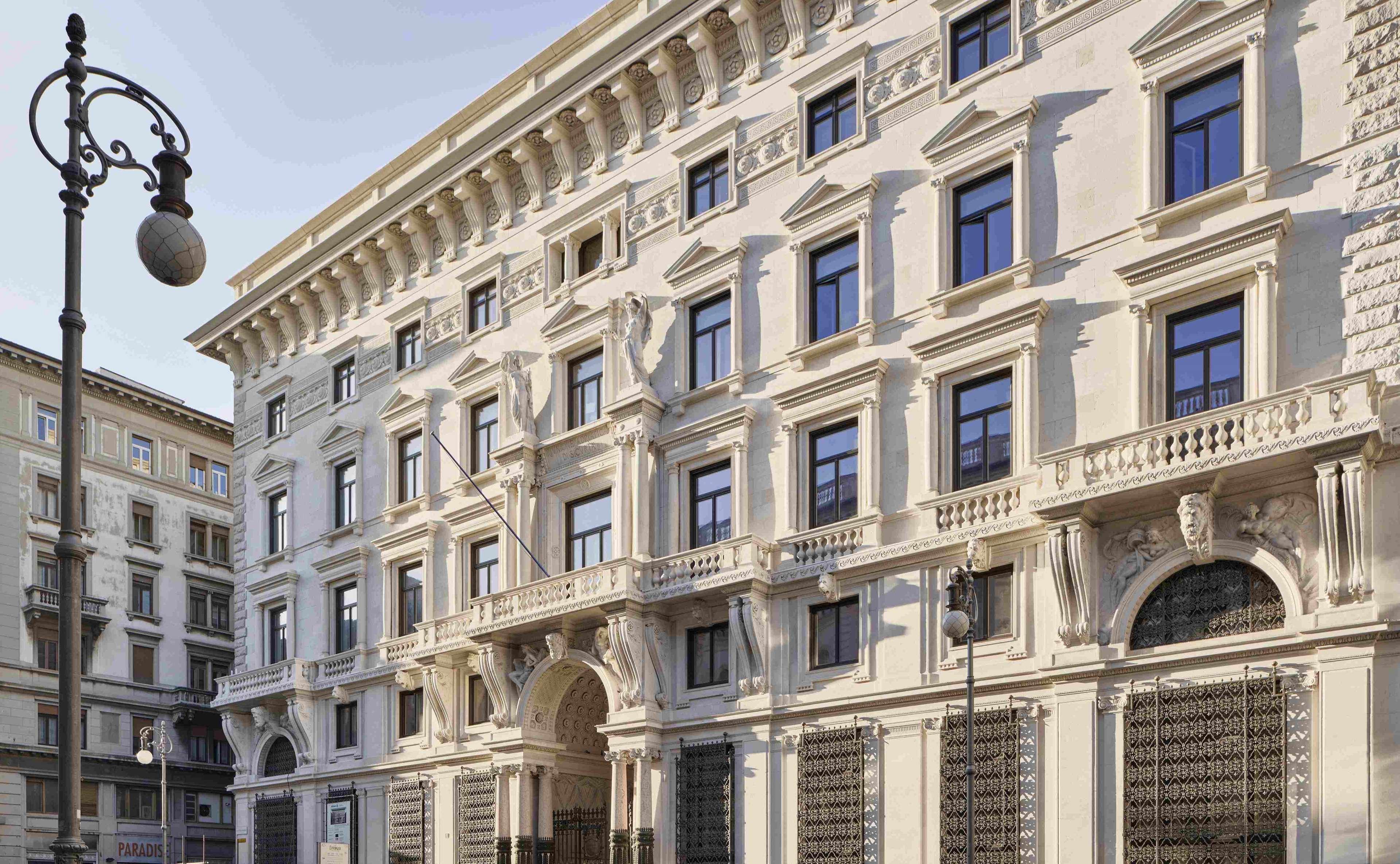 Doubletree By Hilton Trieste Esterno foto