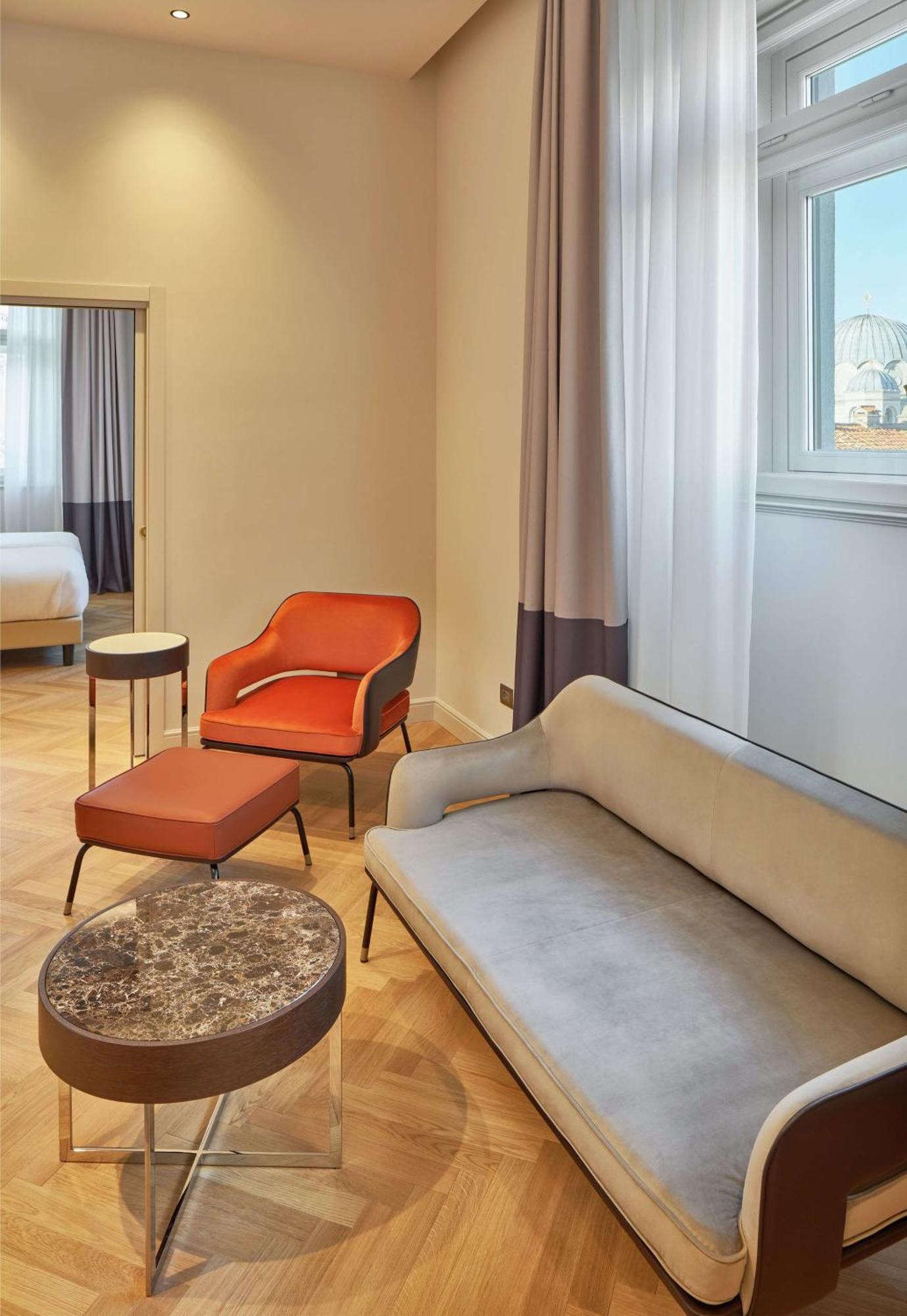 Doubletree By Hilton Trieste Esterno foto