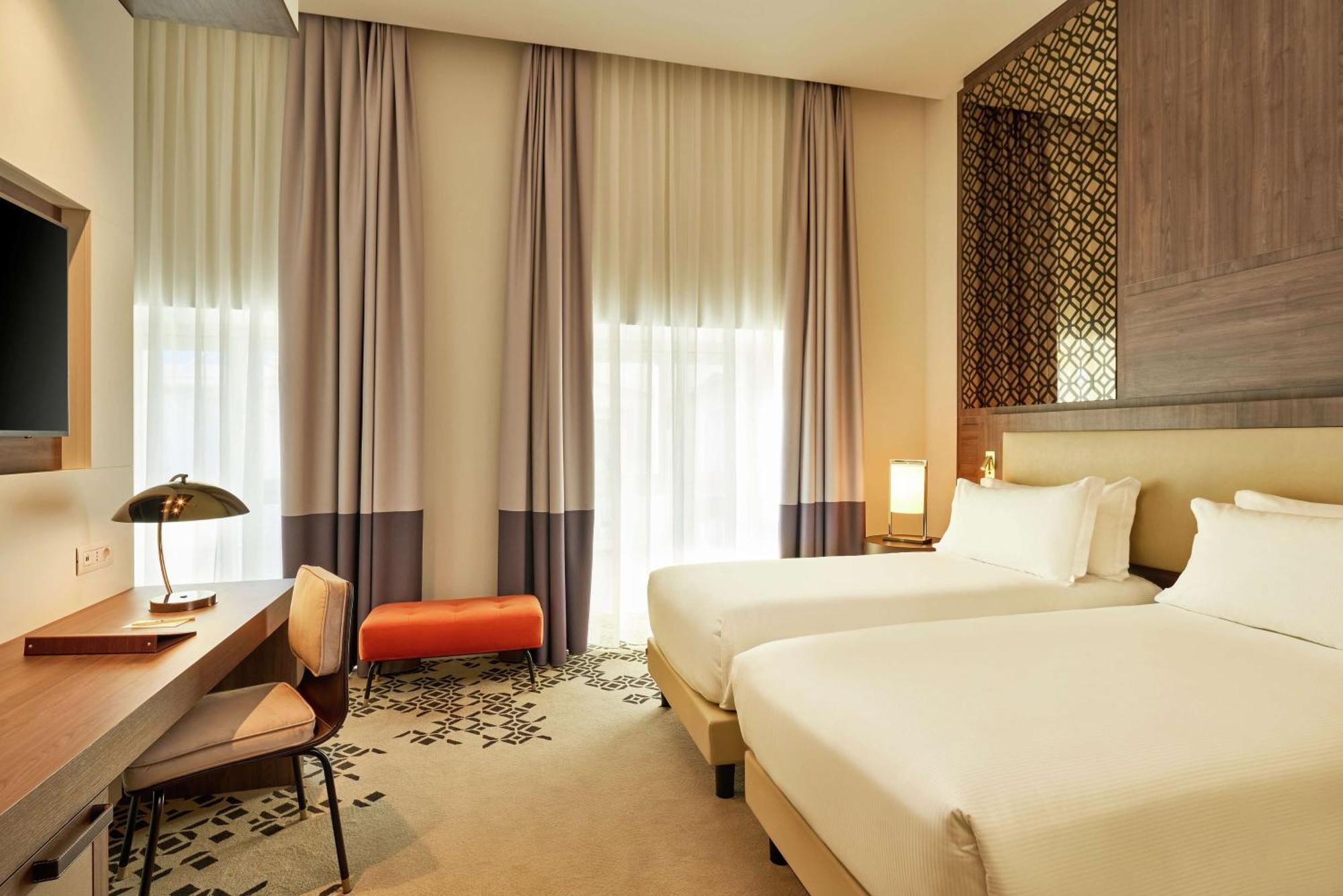 Doubletree By Hilton Trieste Esterno foto