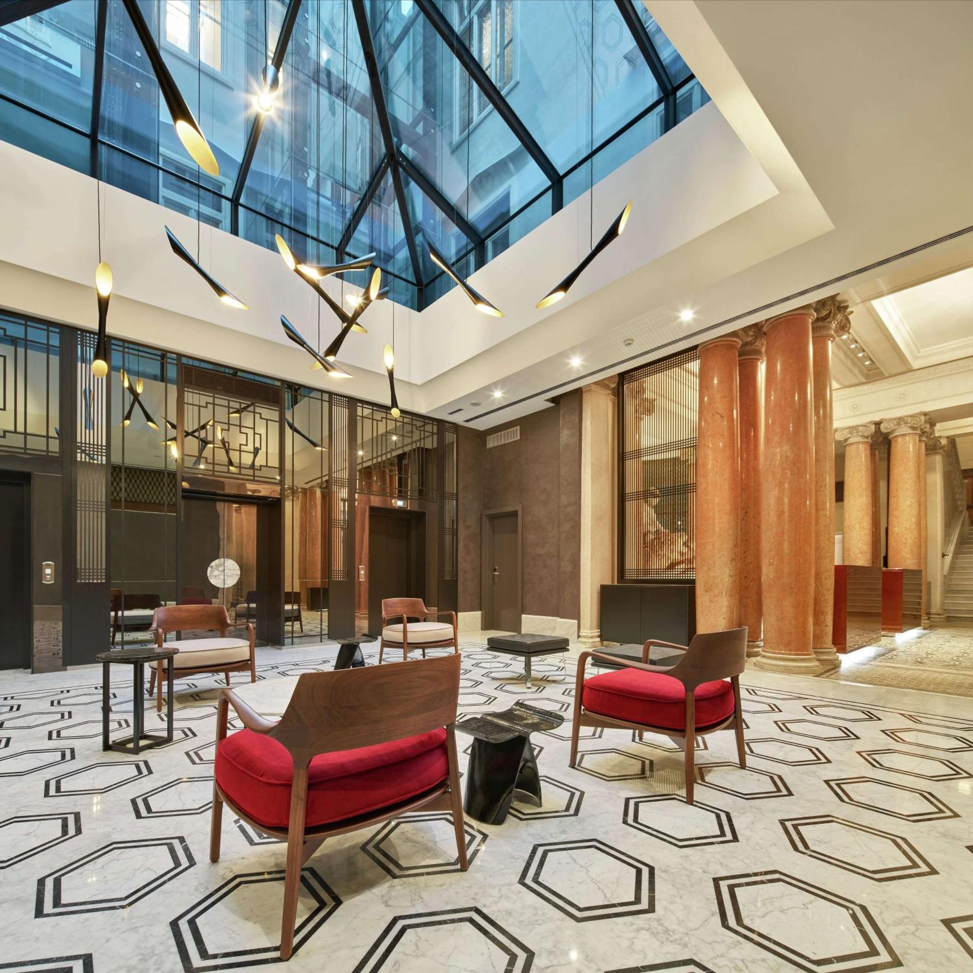 Doubletree By Hilton Trieste Esterno foto
